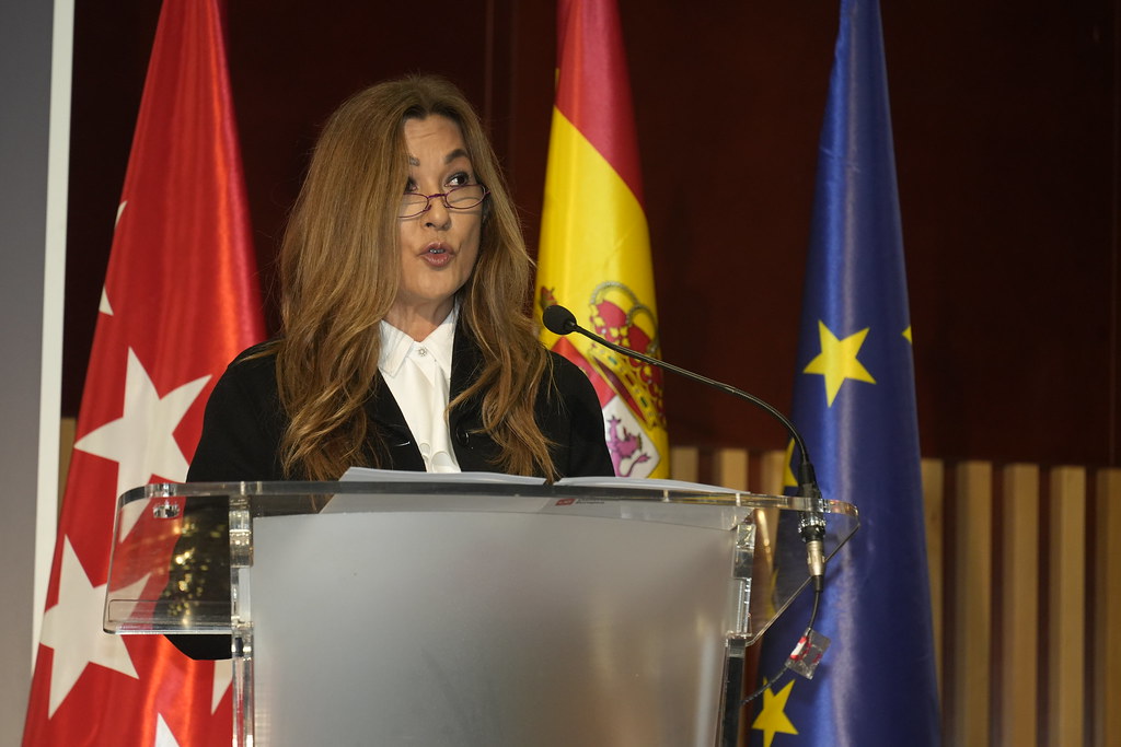 _a740789_54141168661_l