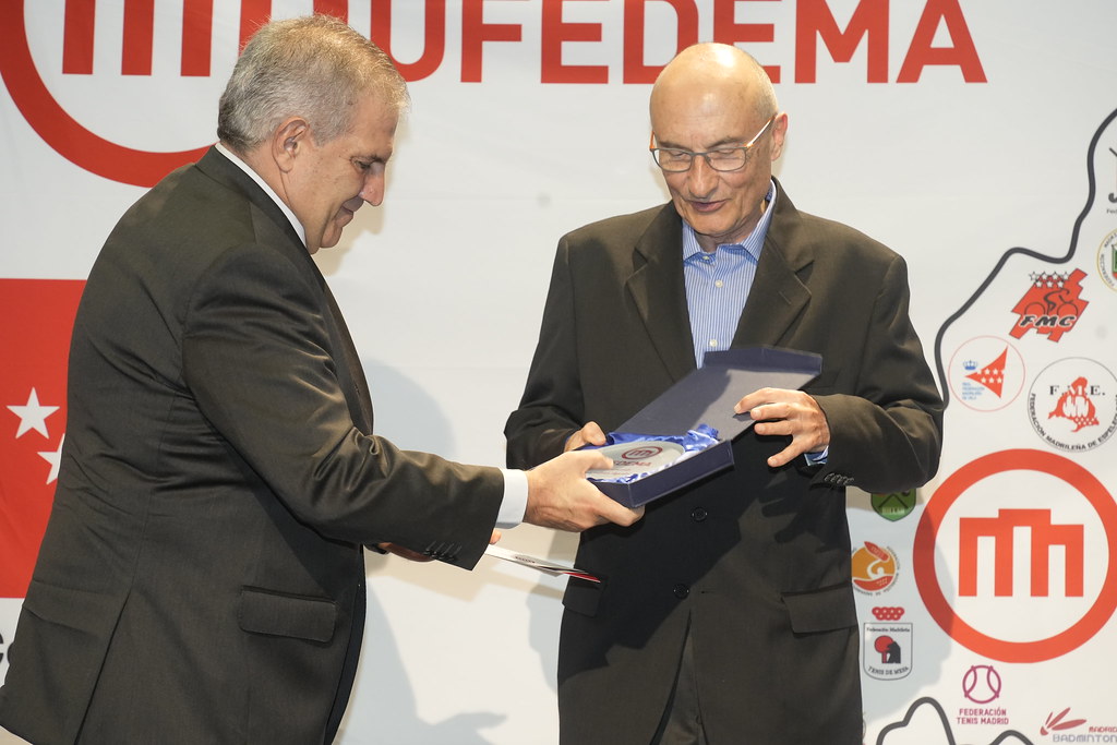 _a740810_54141445693_l