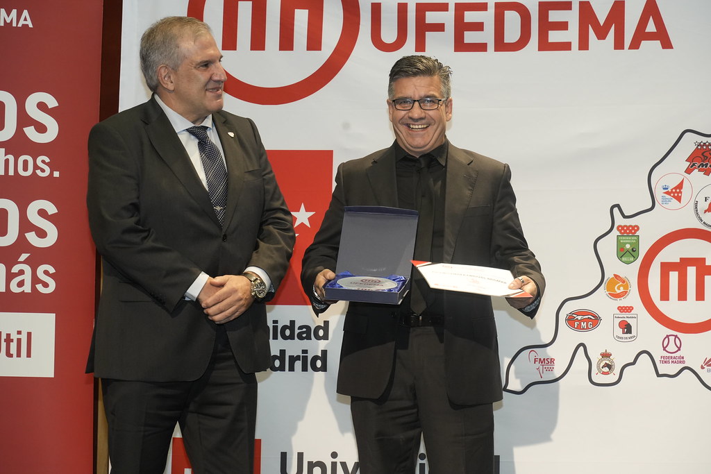 _a740837_54141489974_l