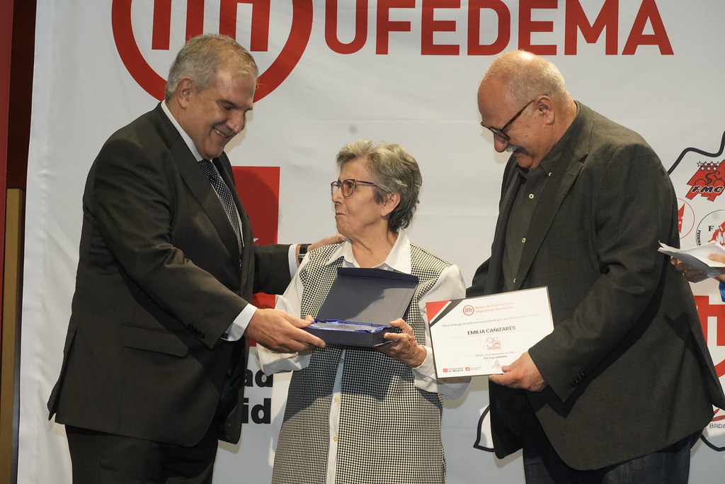 _a740859_54141168196_l