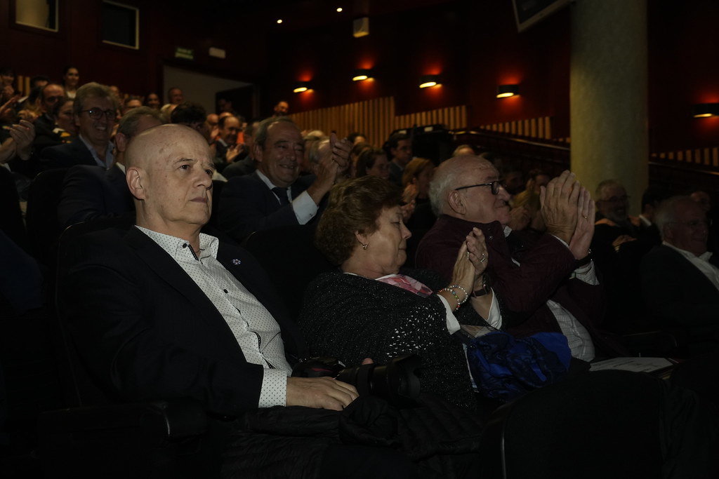 _a740874_54141168111_l