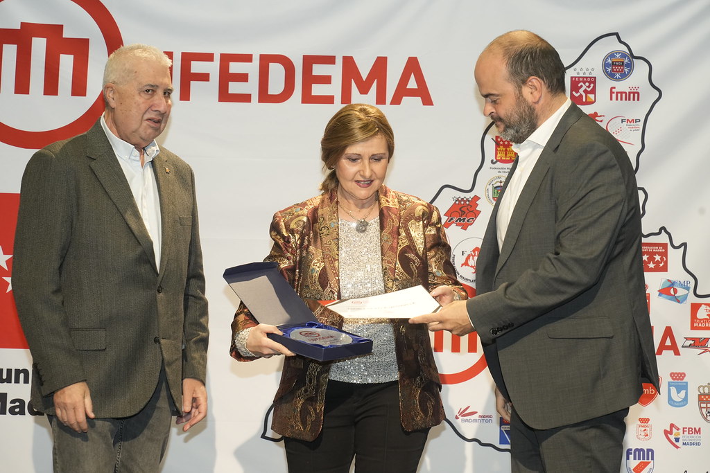 _a740909_54141626610_l