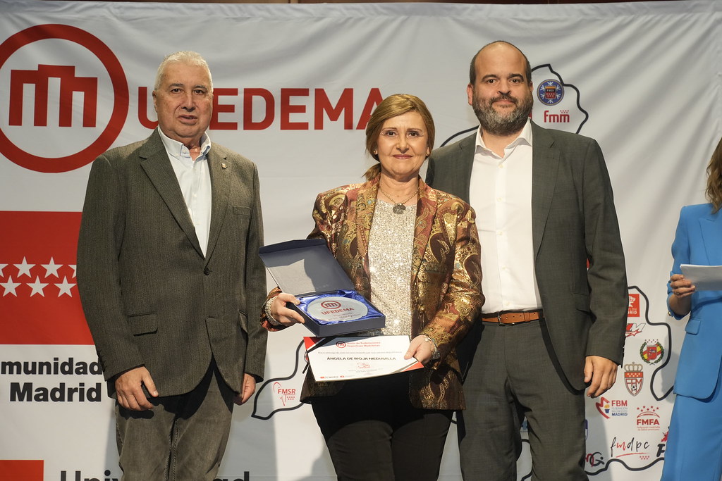 _a740911_54141493019_l