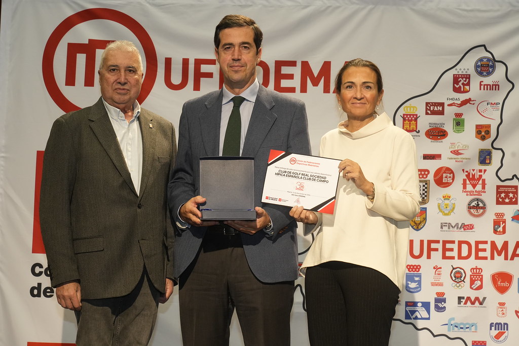 _a740942_54141626370_l