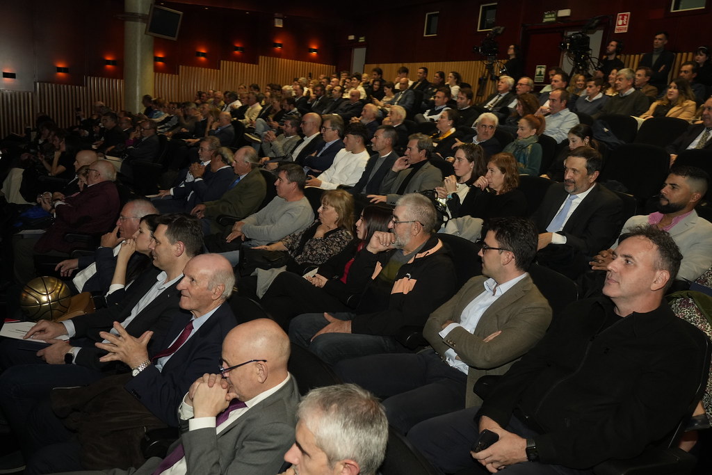 _a740984_54141167306_l