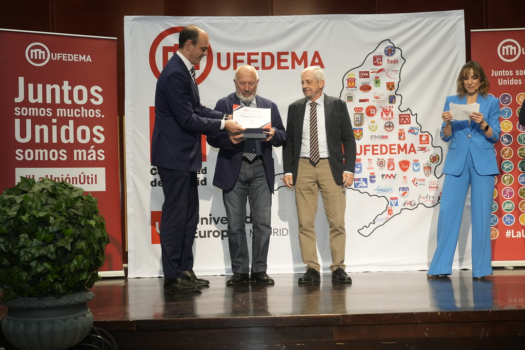 _a741027_54141444218_l