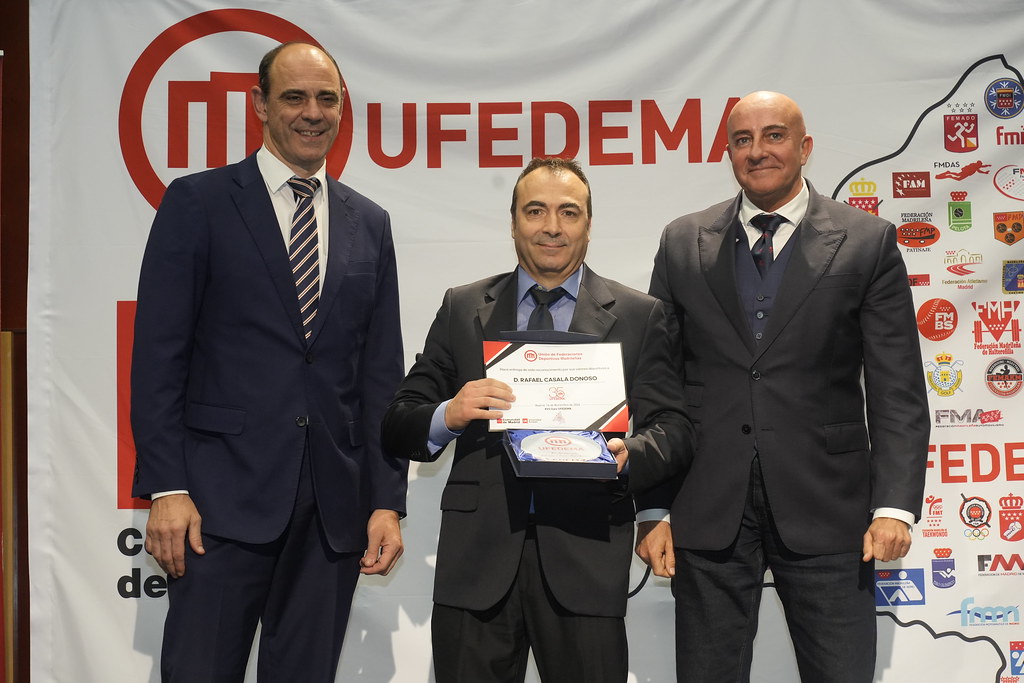 _a741033_54141489609_l