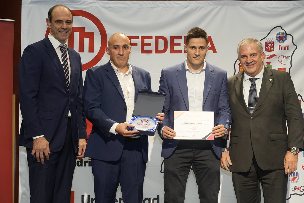 _a741039_54140312152_l