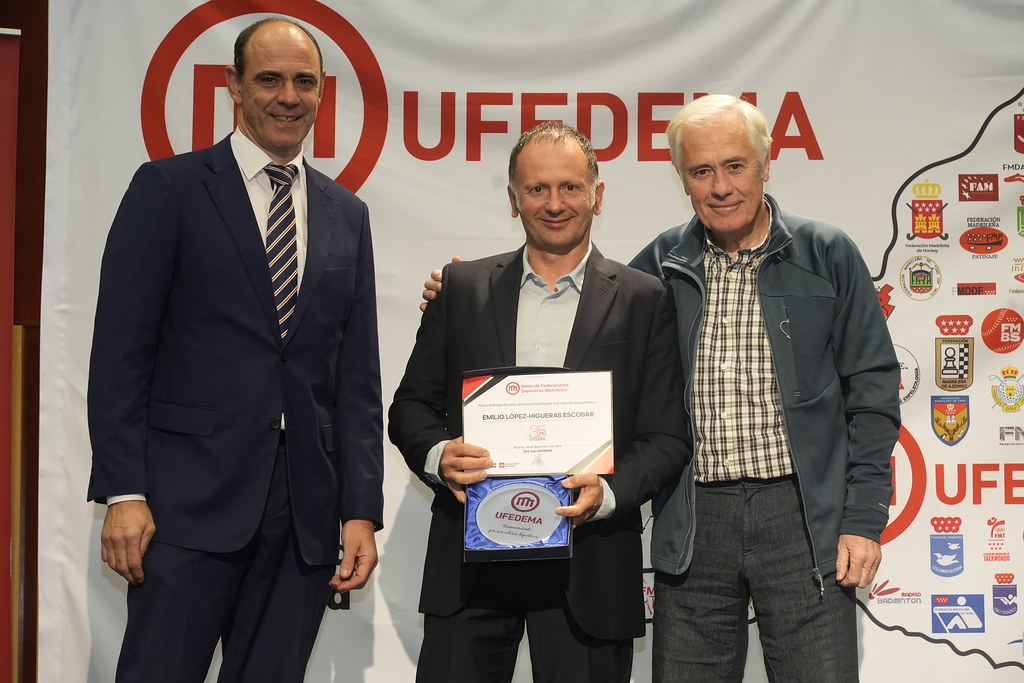 _a741042_54141492334_l