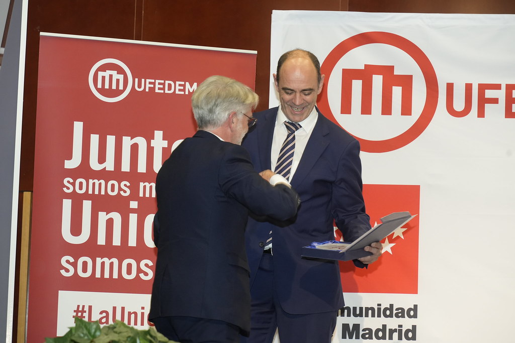 _a741051_54140312117_l