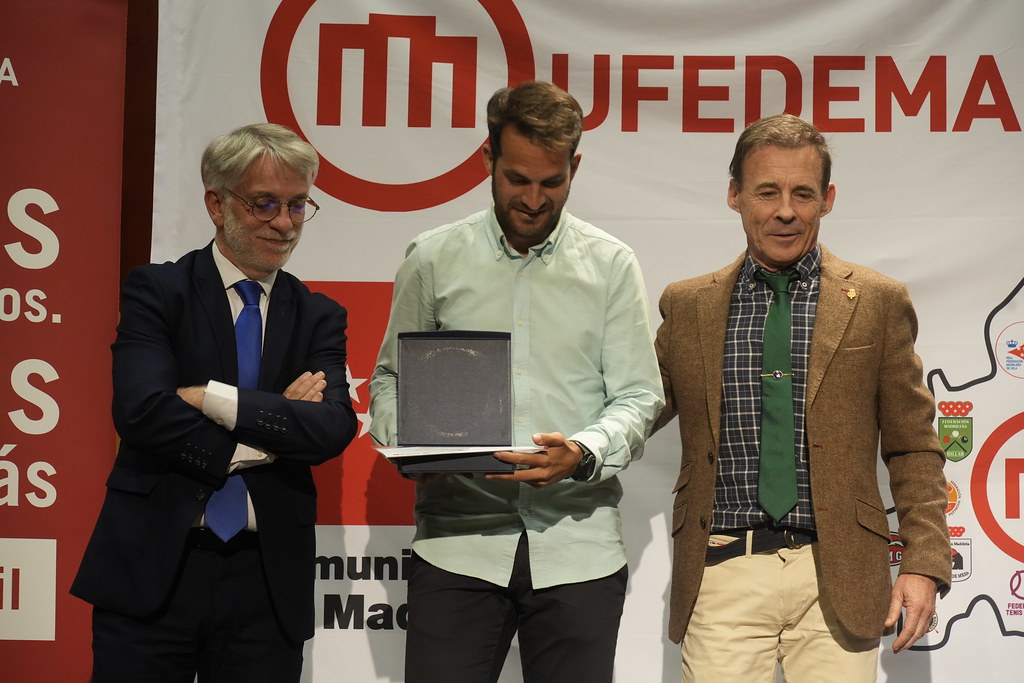 _a741059_54140312082_l