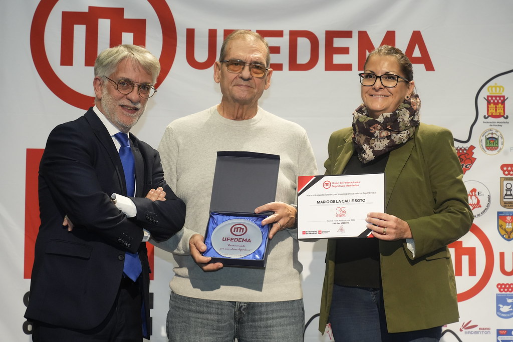 _a741077_54141492209_l