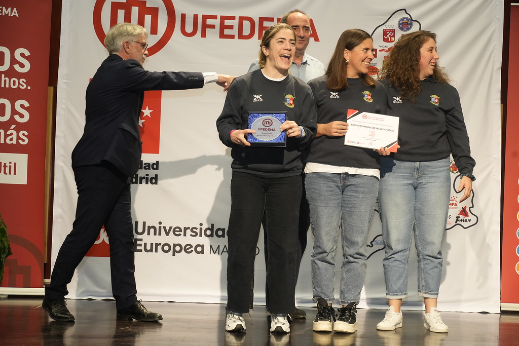 _a741086_54140311867_l