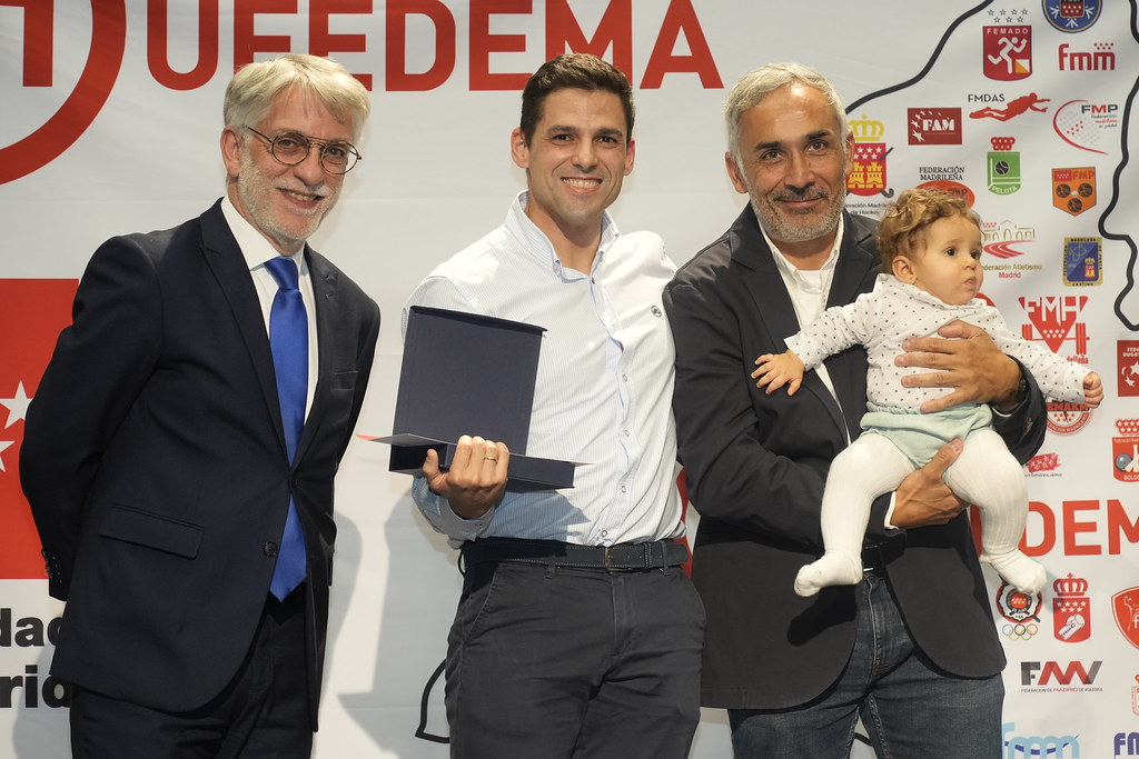 _a741101_54141492074_l