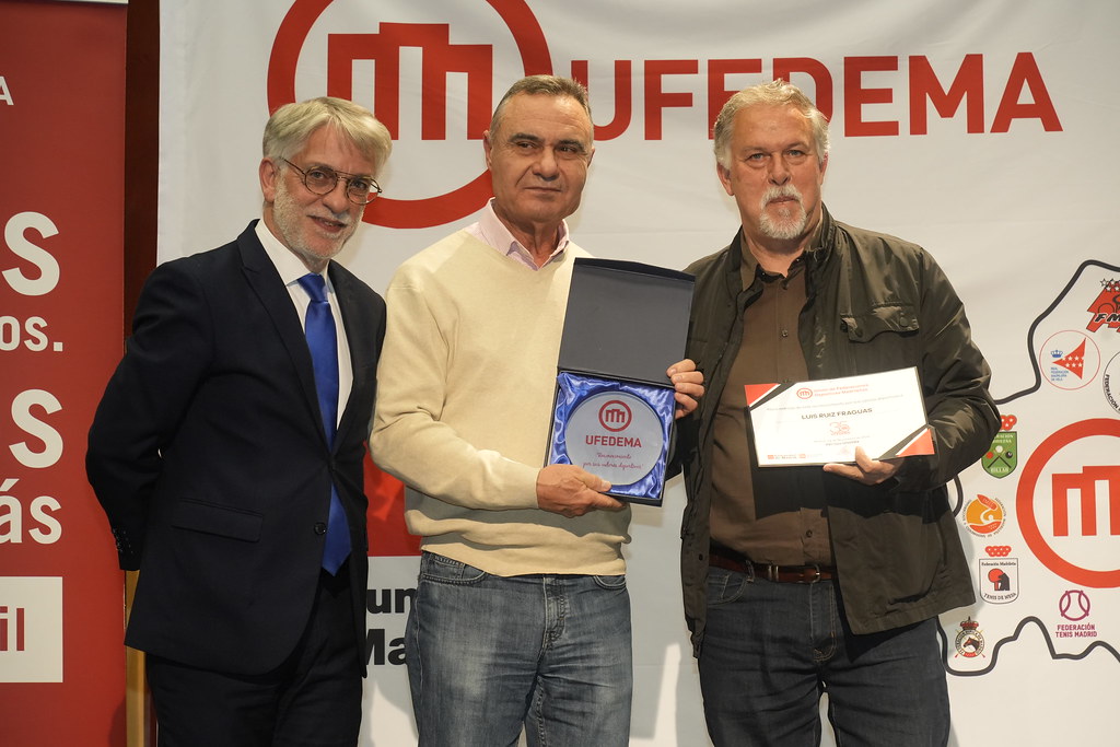 _a741111_54141166651_l