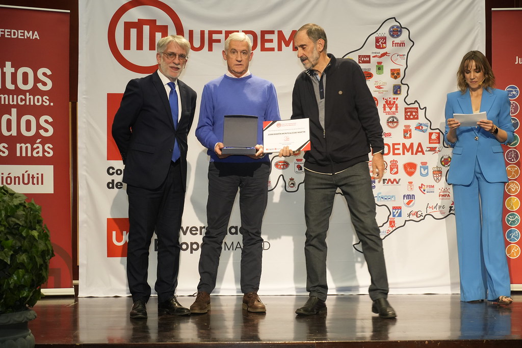 _a741115_54140311652_l