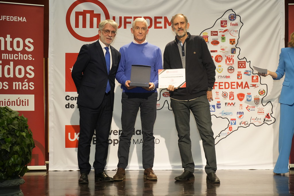 _a741117_54141443783_l