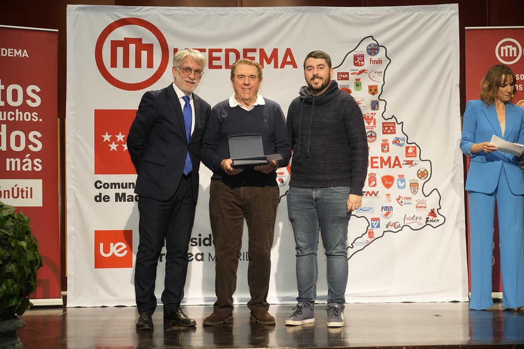 _a741126_54140308987_l