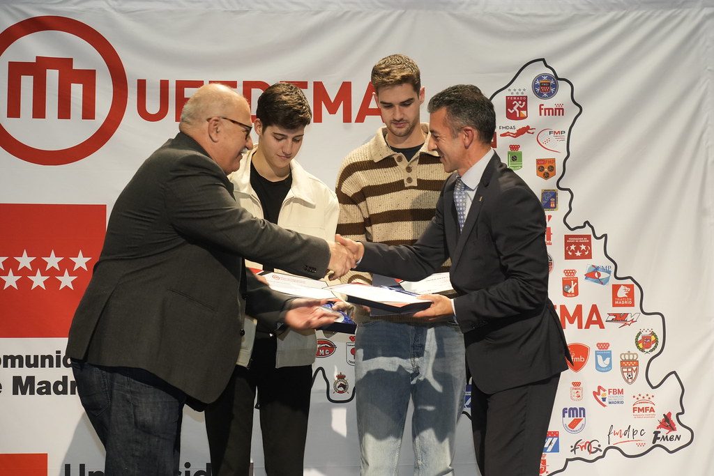 _a741138_54141491769_l