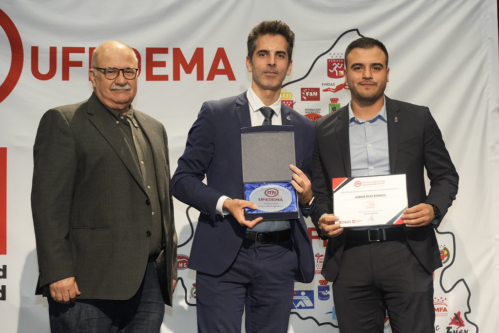 _a741161_54140311377_l