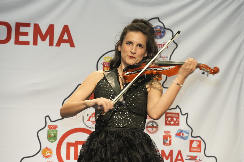 _a741182_54141624875_l