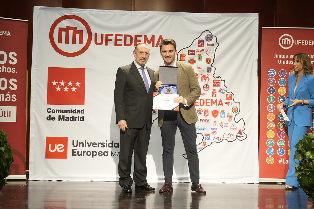 _a741210_54141443133_l