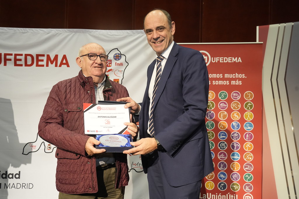 _a741246_54141165666_l