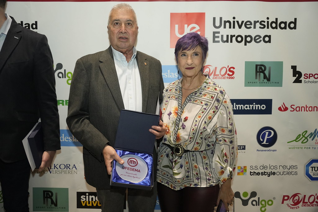 _a741260_54141442703_l