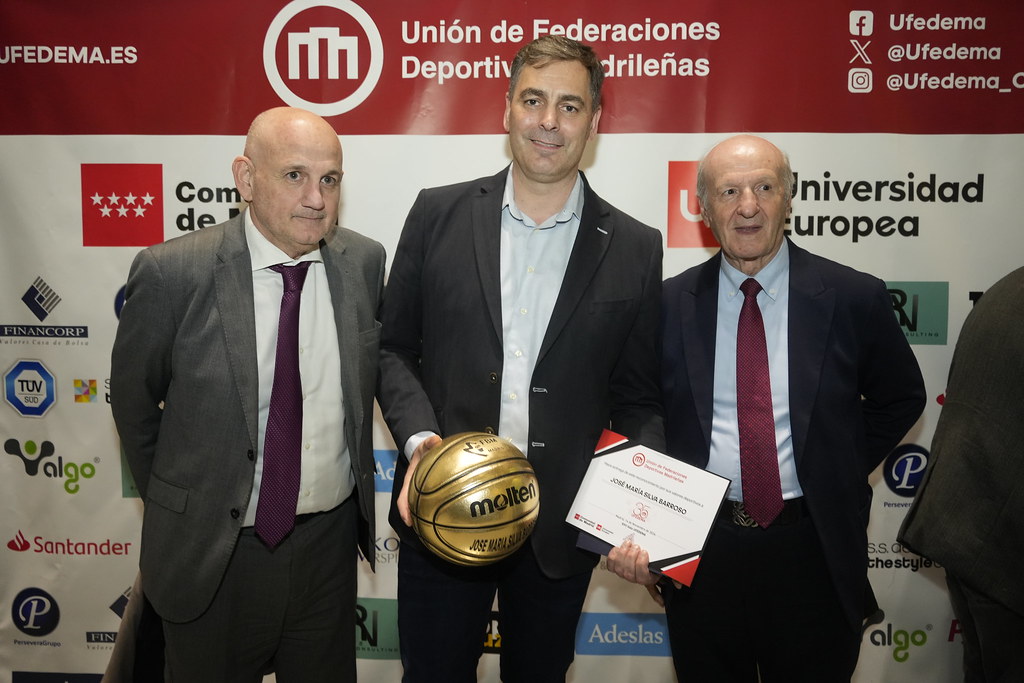 _a741262_54140308677_l