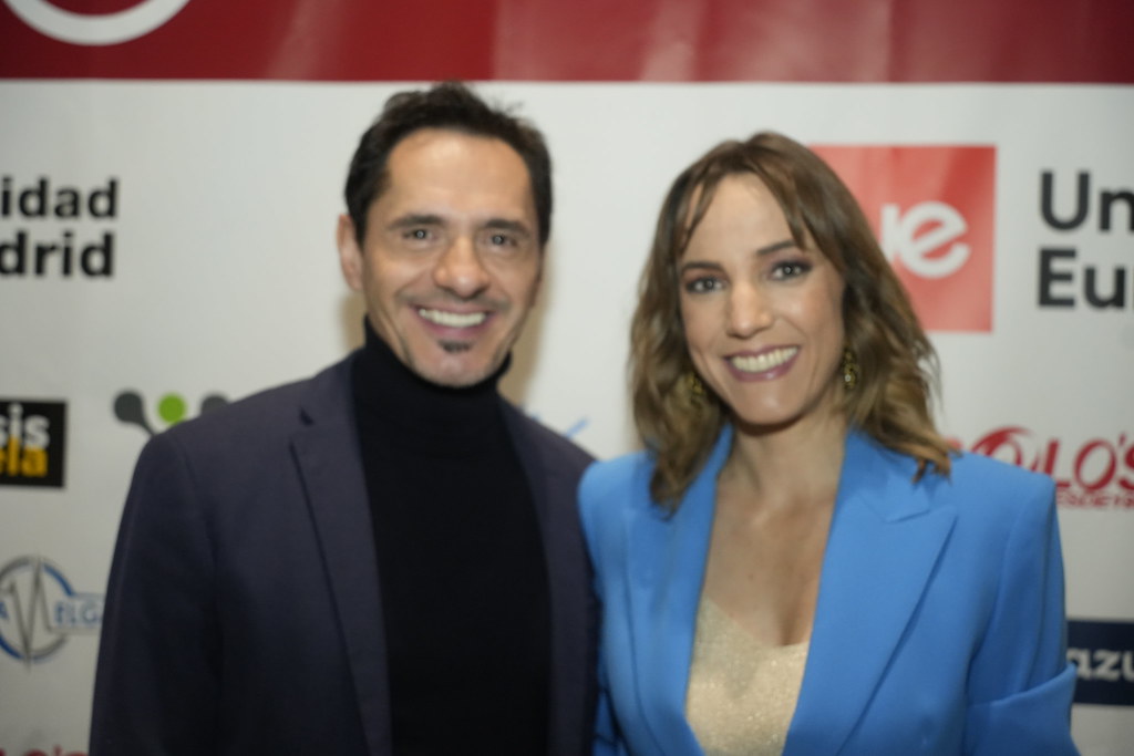 _a741274_54140310372_l