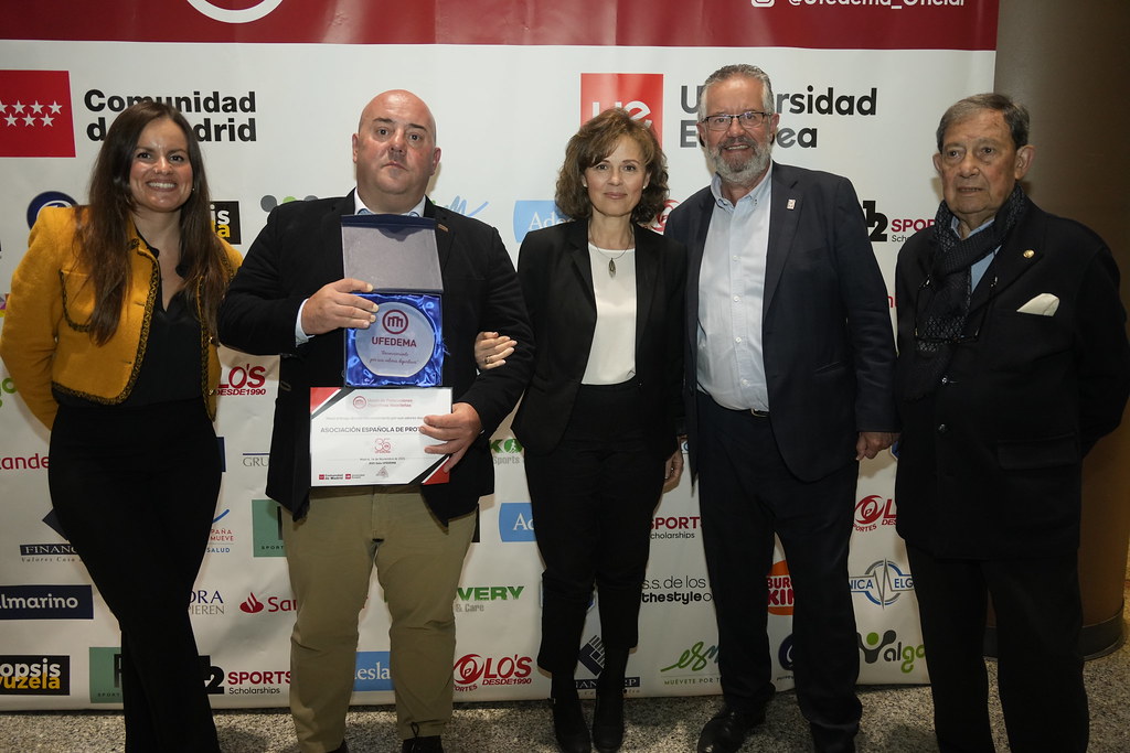 _a741321_54141490374_l