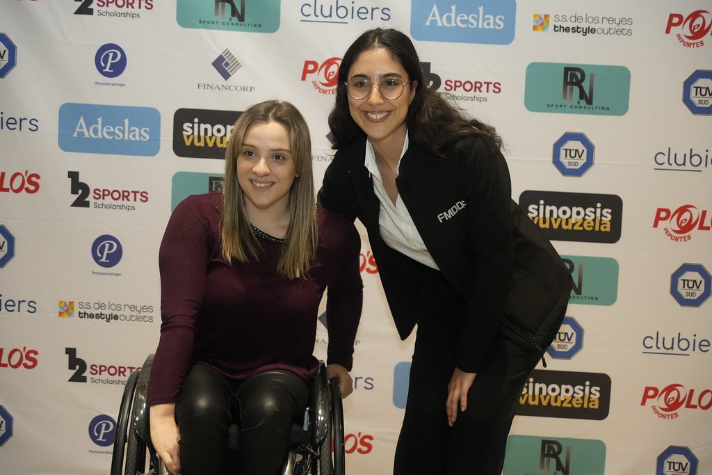 _a746248_53399015561_l