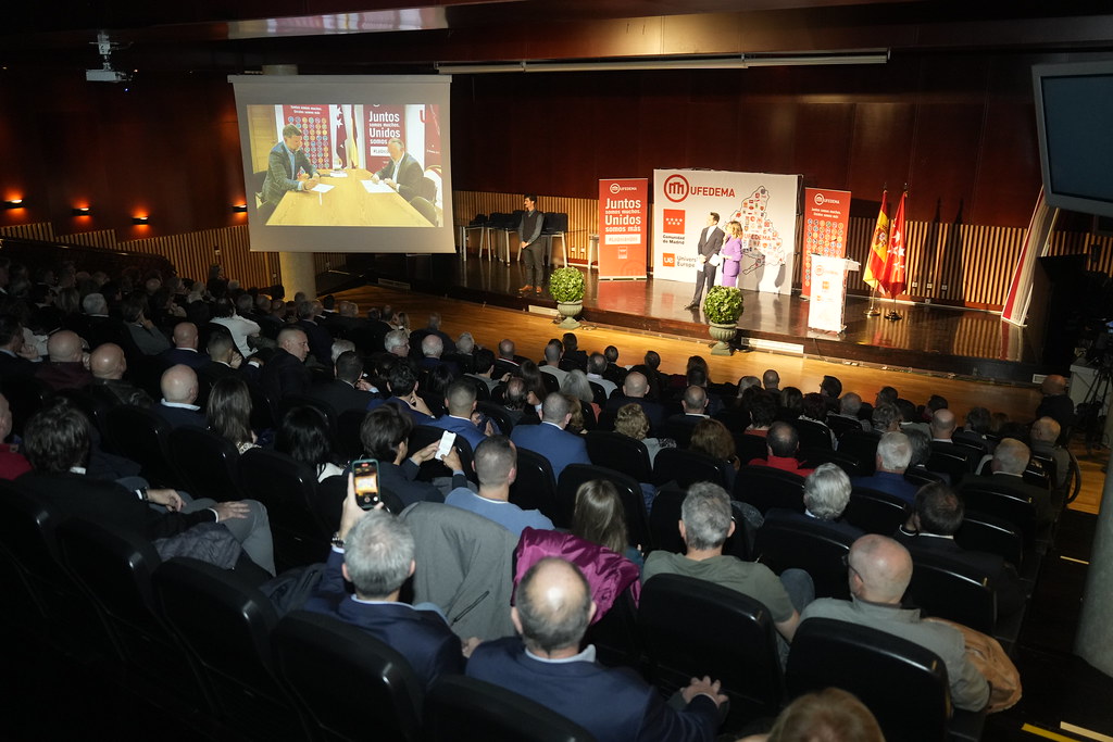 _a746285_53398083842_l