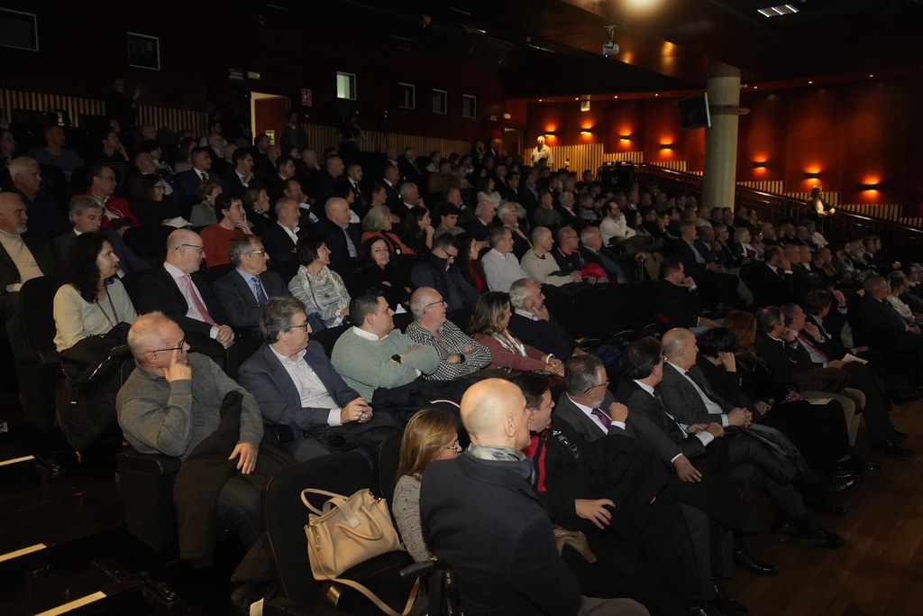 _a746288_53399204113_l