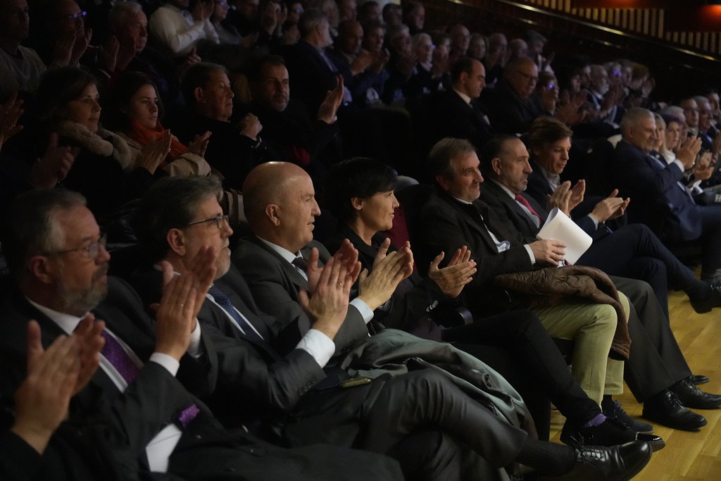 _a746322—copia_53399203968_l