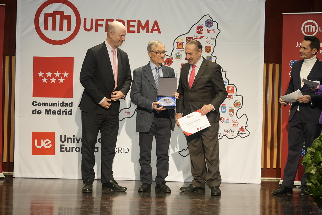 _a746360—copia_53399203863_l