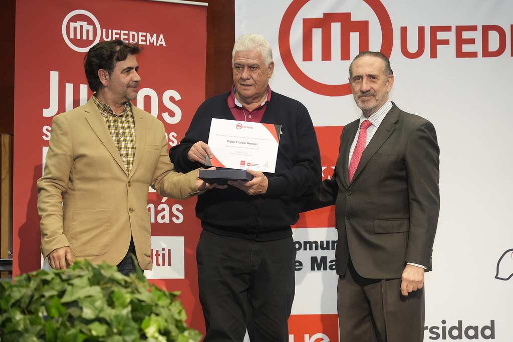 _a746475_53399203553_l