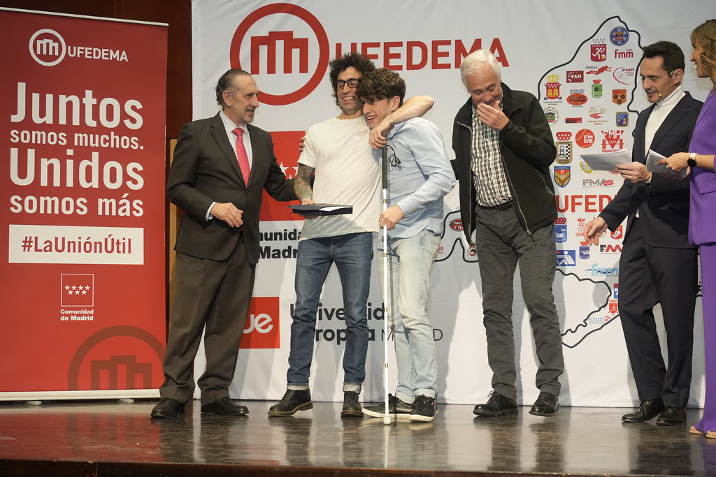 _a746604_53399014521_l