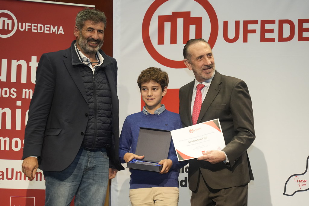 _a746615_53399333769_l