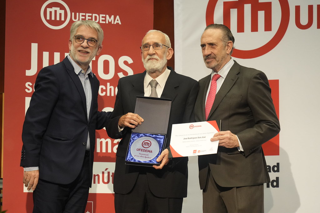 _a746628_53398082832_l