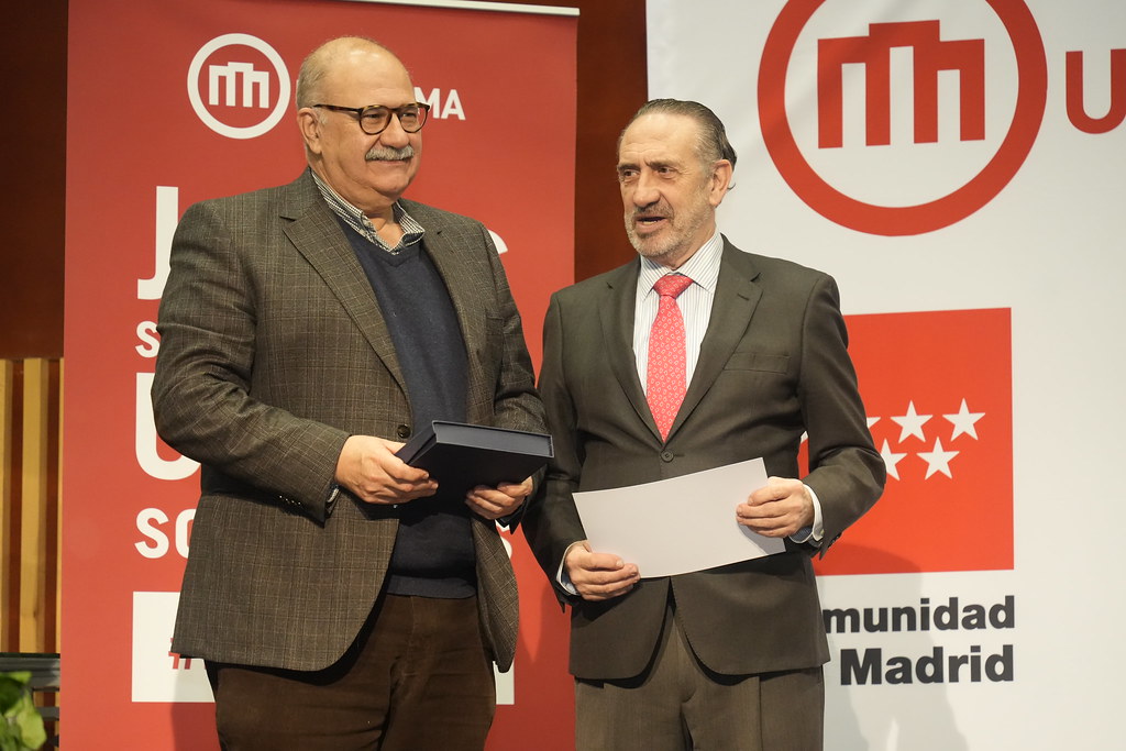 _a746793_53399335184_l