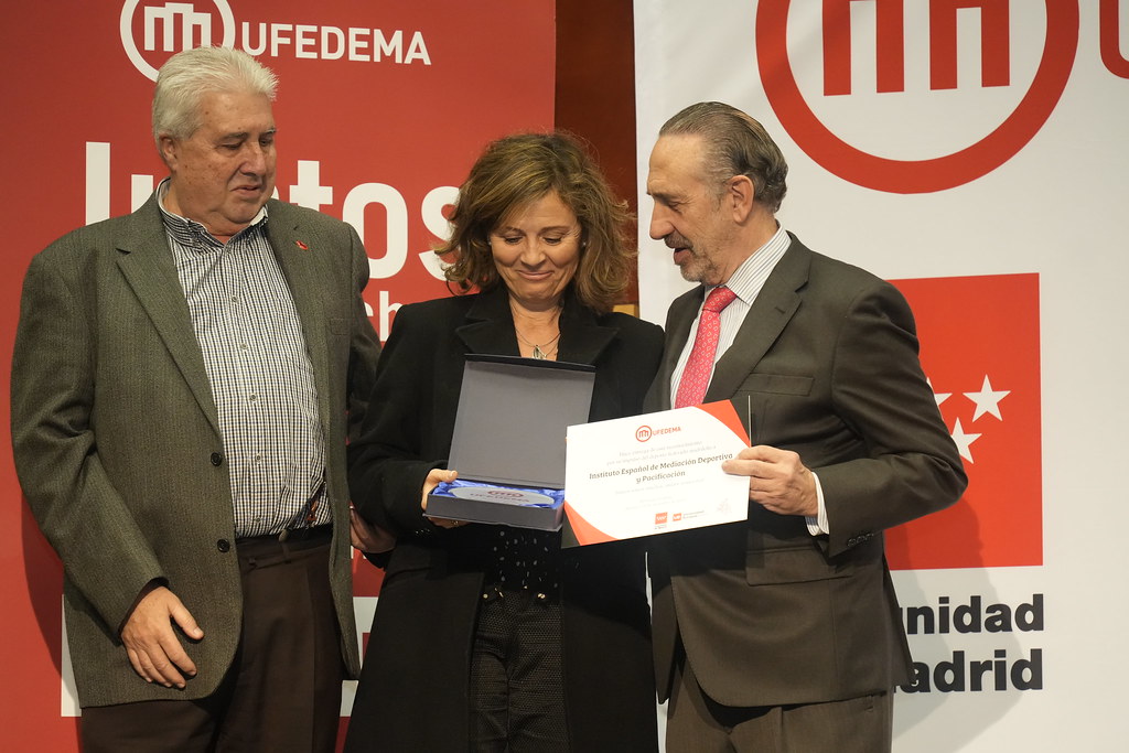 _a746827_53399335014_l