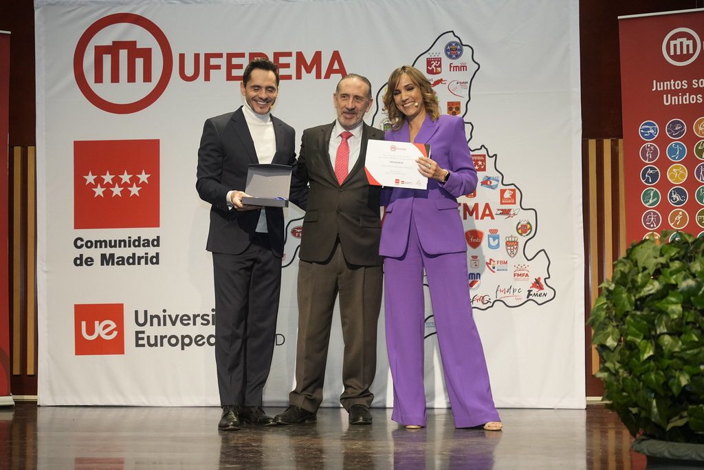 _a746844_53398082062_l