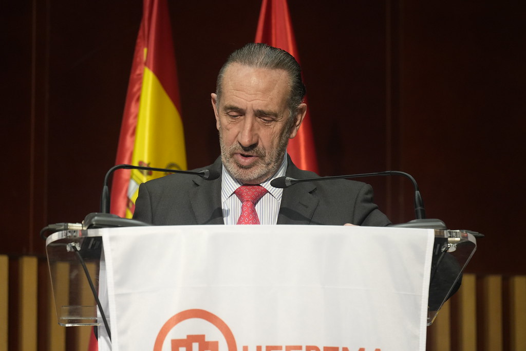 _a746853_53399448325_l