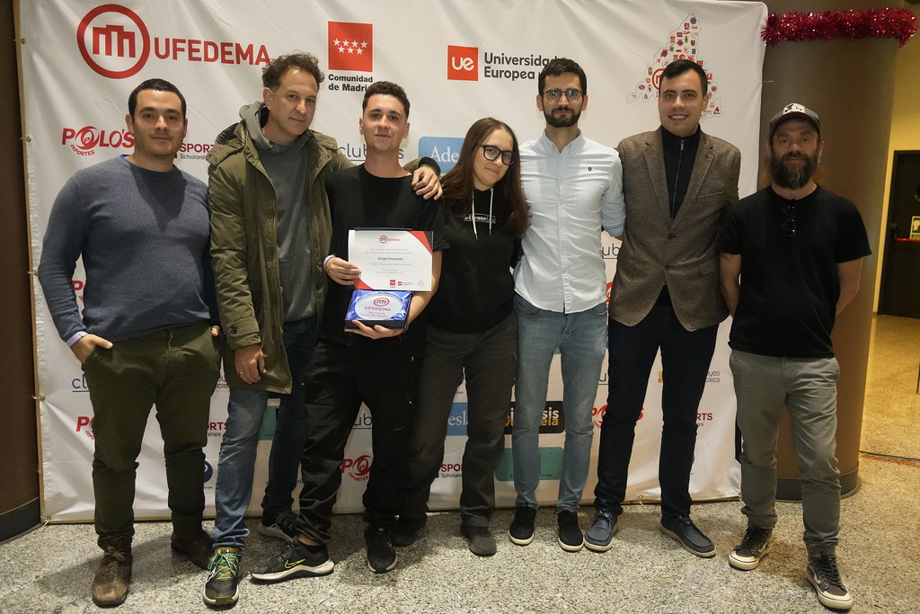 _a746887_53399201973_l