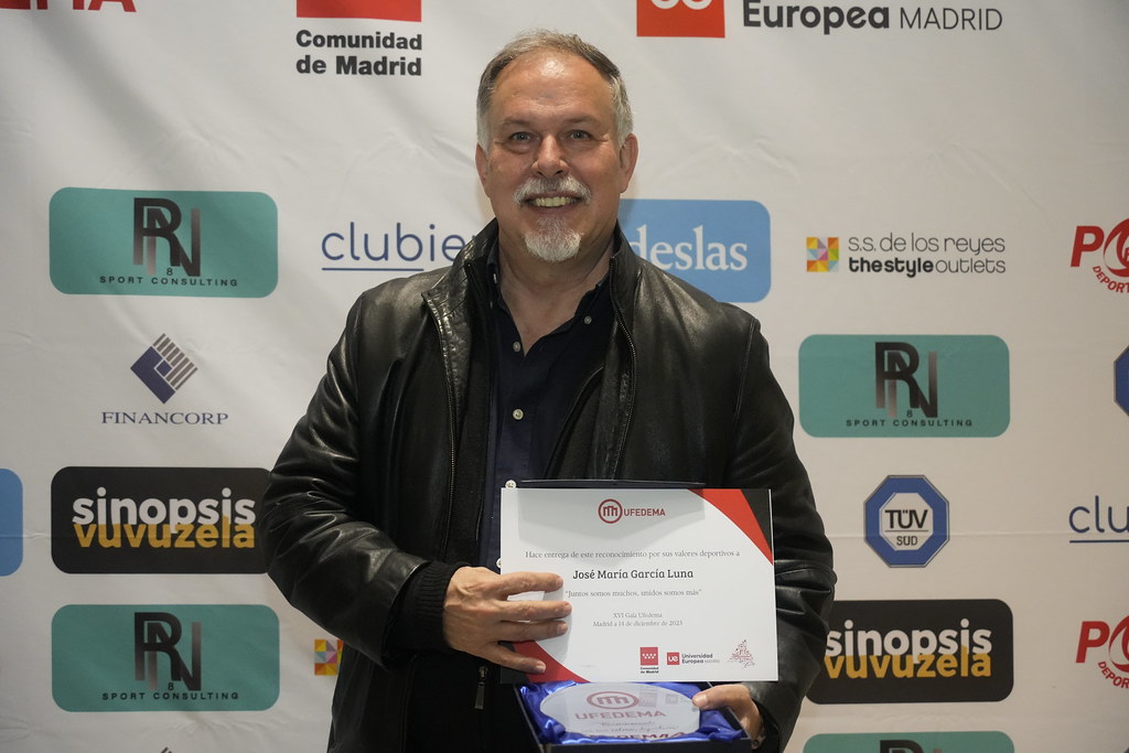 _a746910_53399012916_l