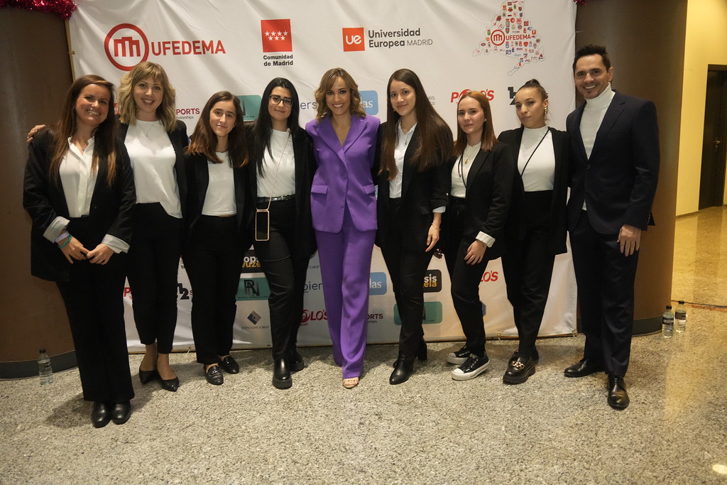 _a746915_53399012831_l