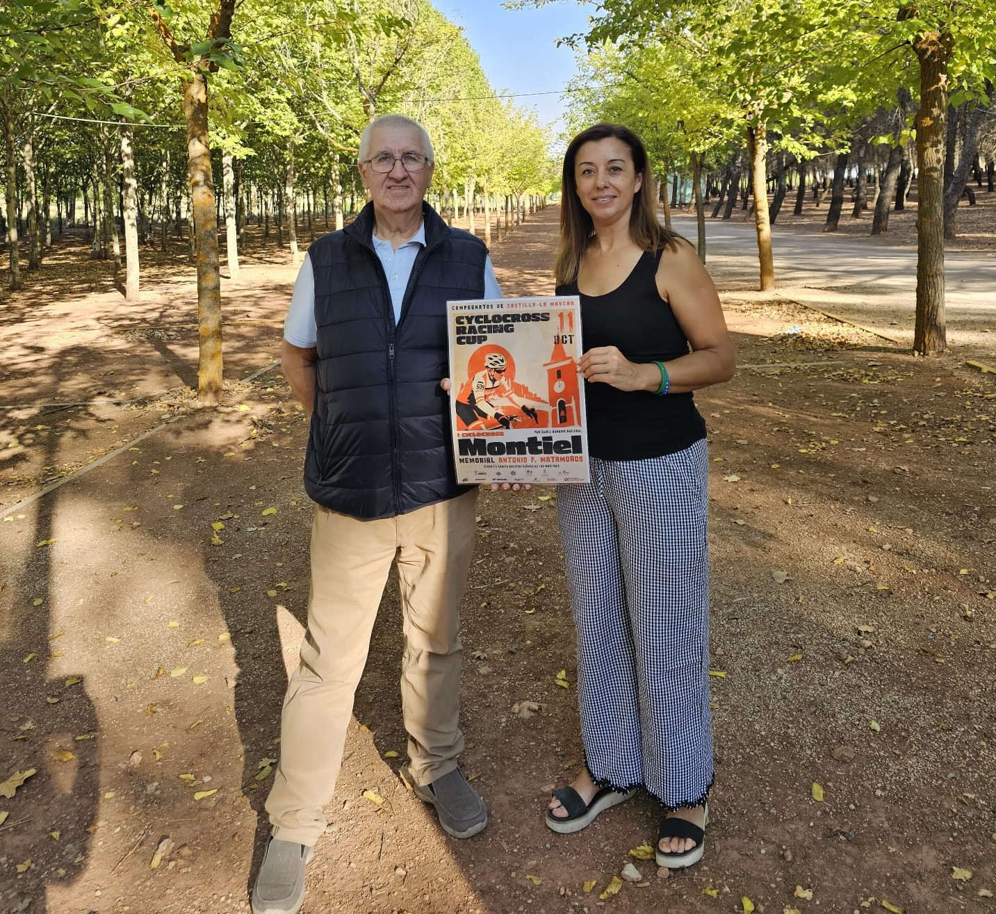 MONTIEL HOMENAJEA A ANTONIO FERNÁNDEZ MATAMOROS Y ACOGE LOS CAMPEONATOS DE CASTILLA-LA MANCHA DE CICLOCROSS